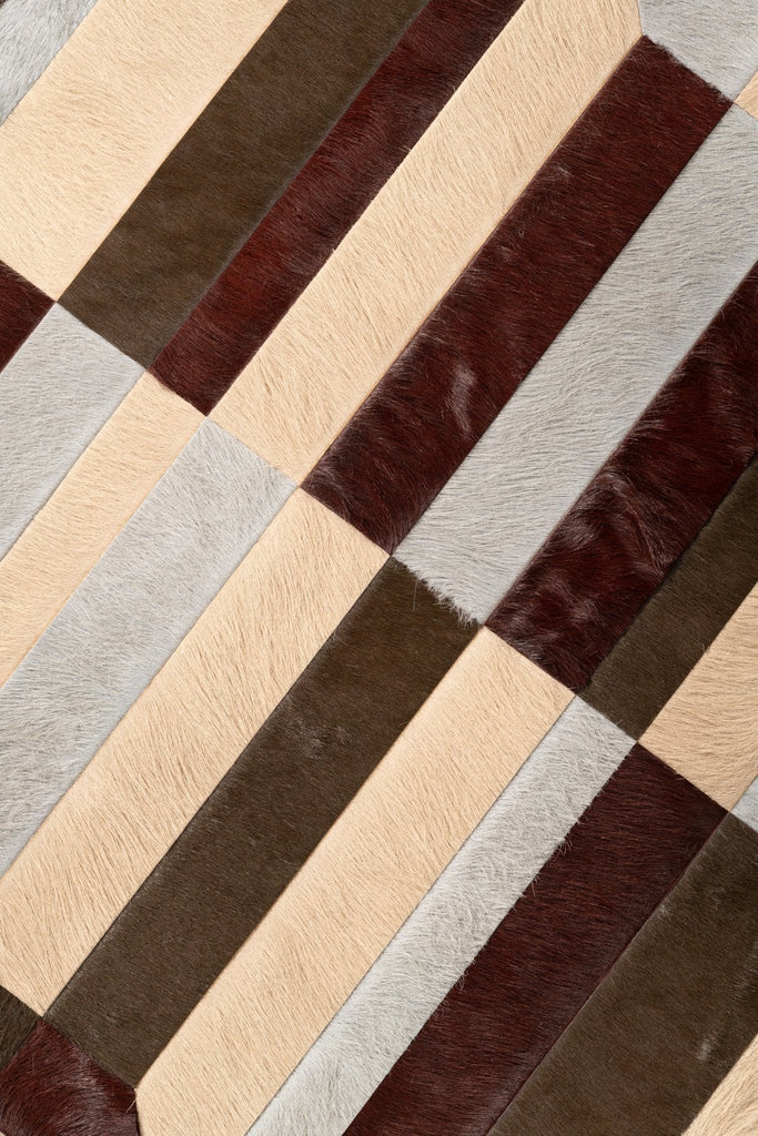 Faceta / Hide Rug / 11879