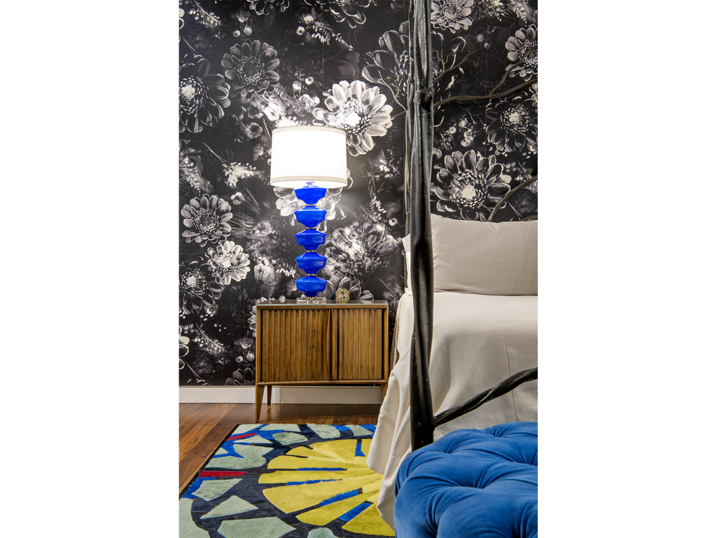 Element III / Hide Rug / 09043