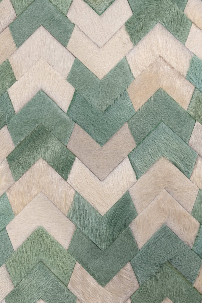 Vandal / Hide Rug / 10147