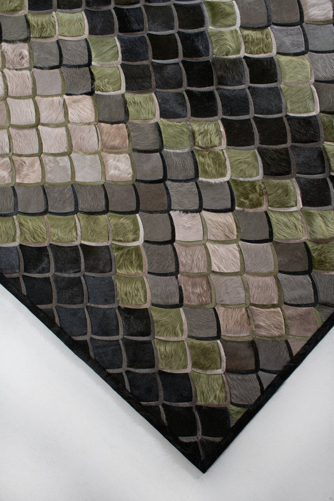 Slither / Hide Rug / 15573