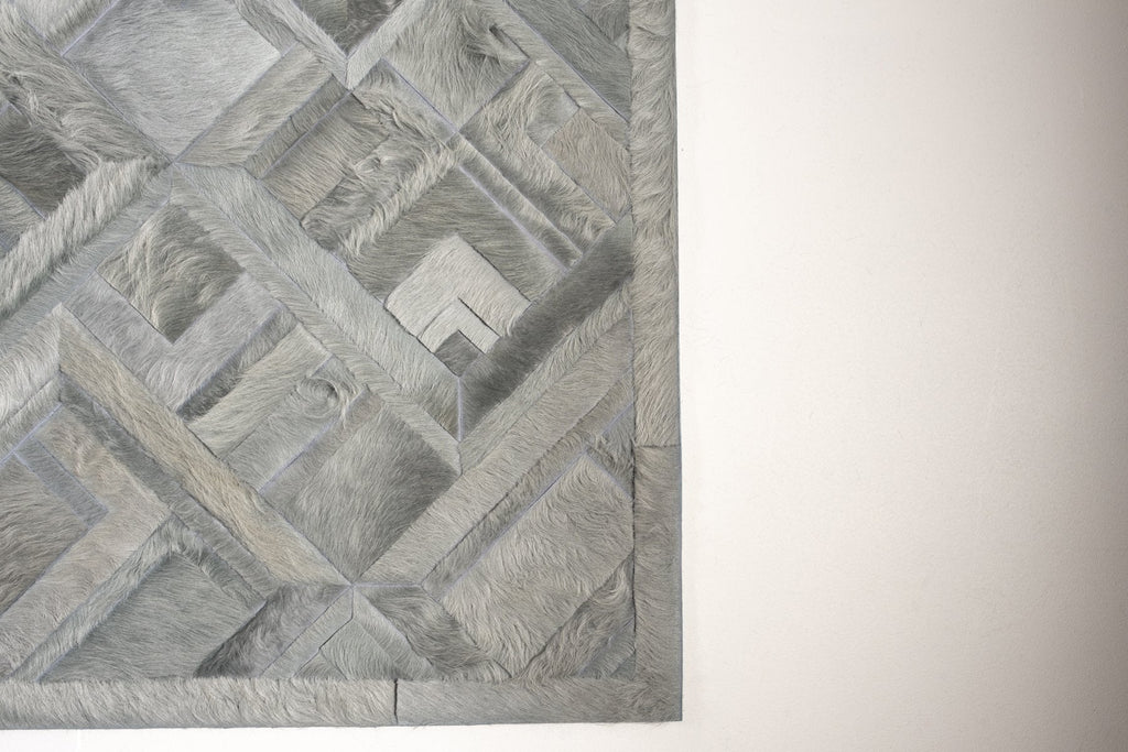 Paragon / Hide Rug / 15572