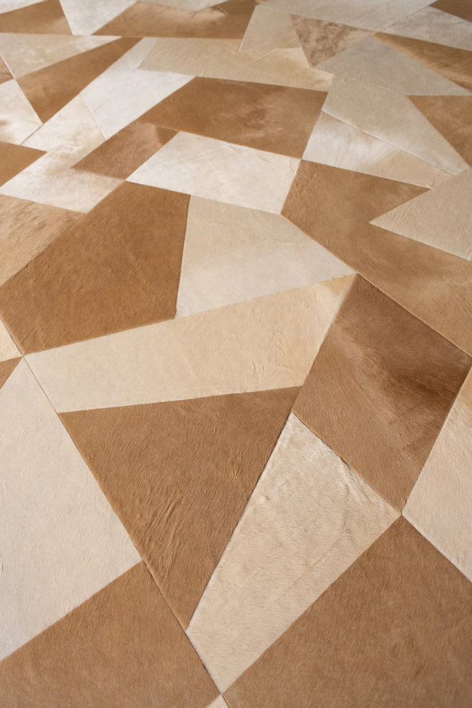 Broken / Hide Rug / 14477