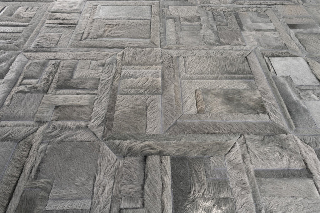 Paragon / Hide Rug / 15572