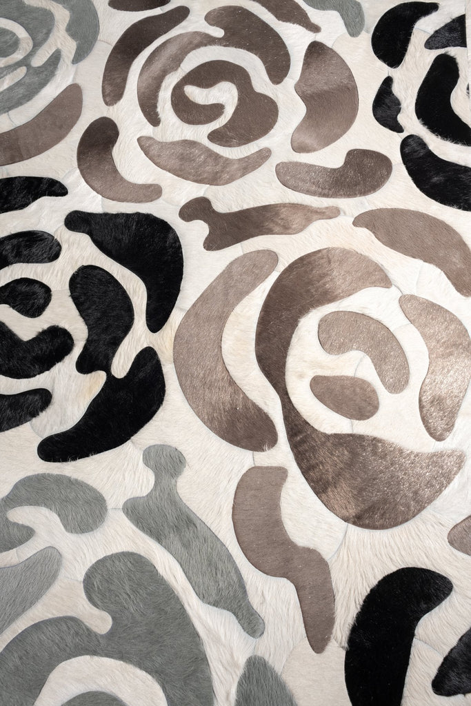 Procession / Hide Rug / 14753