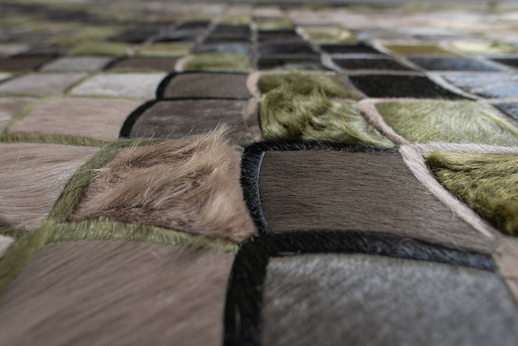 Slither / Hide Rug / 15573