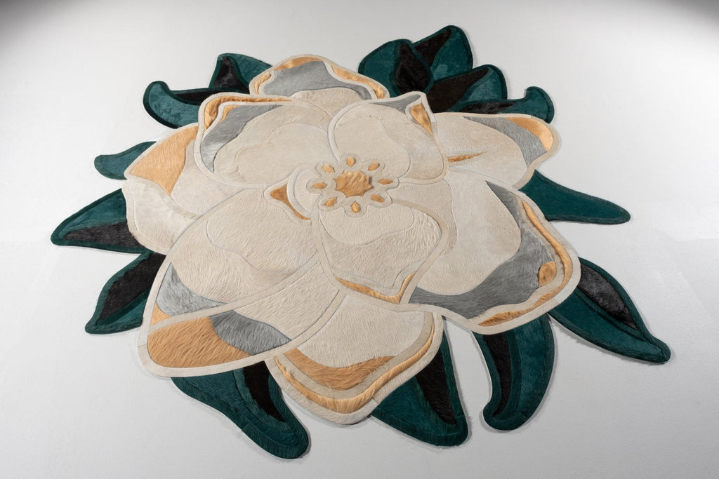 Magnolia / Hide Rug / 22763