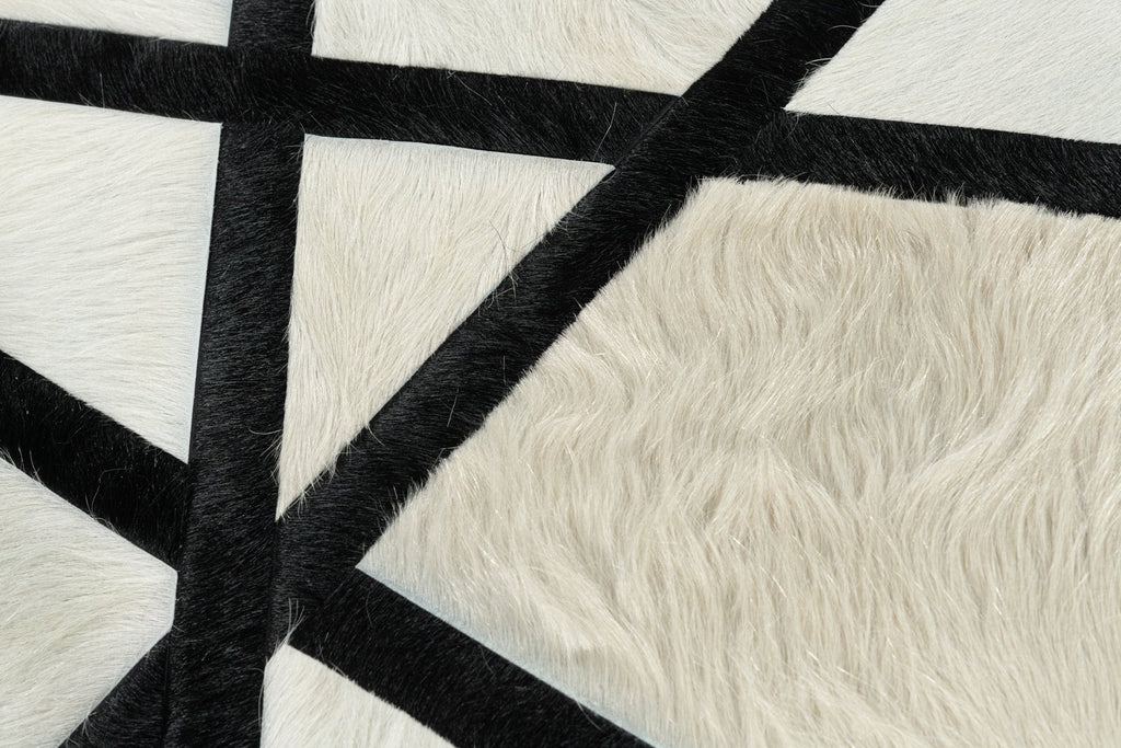 Runway / Hide Rug / 14391