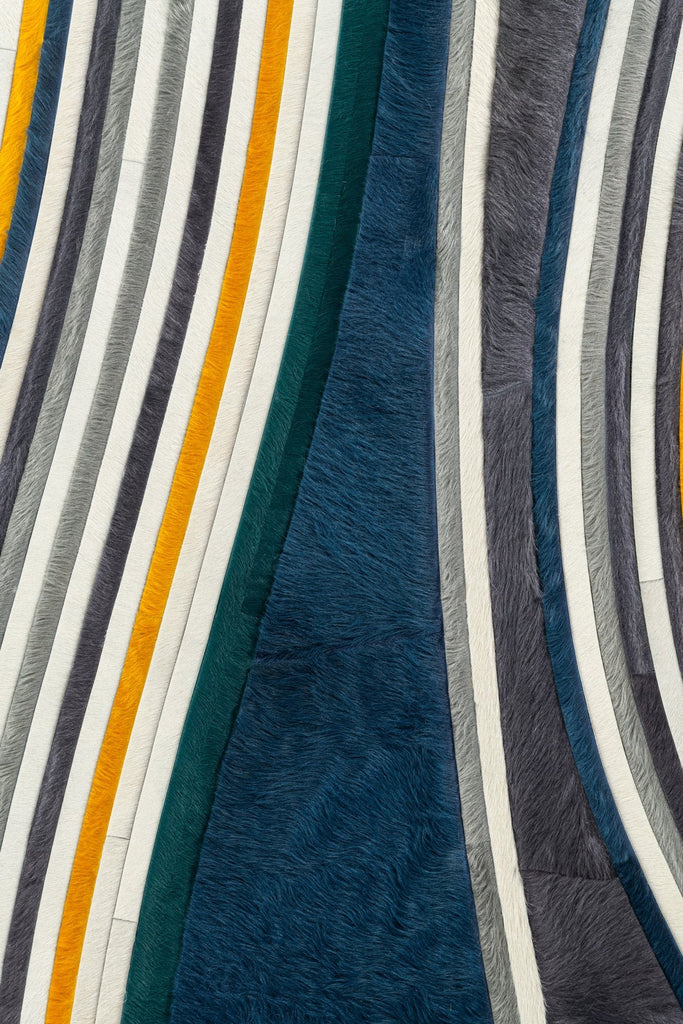 Swell / Hide Rug / 14207