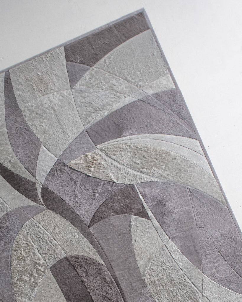 Luna / Hide Rug / 15790