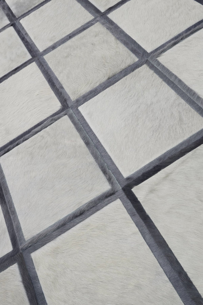 Promenade / Hide Rug / 08182