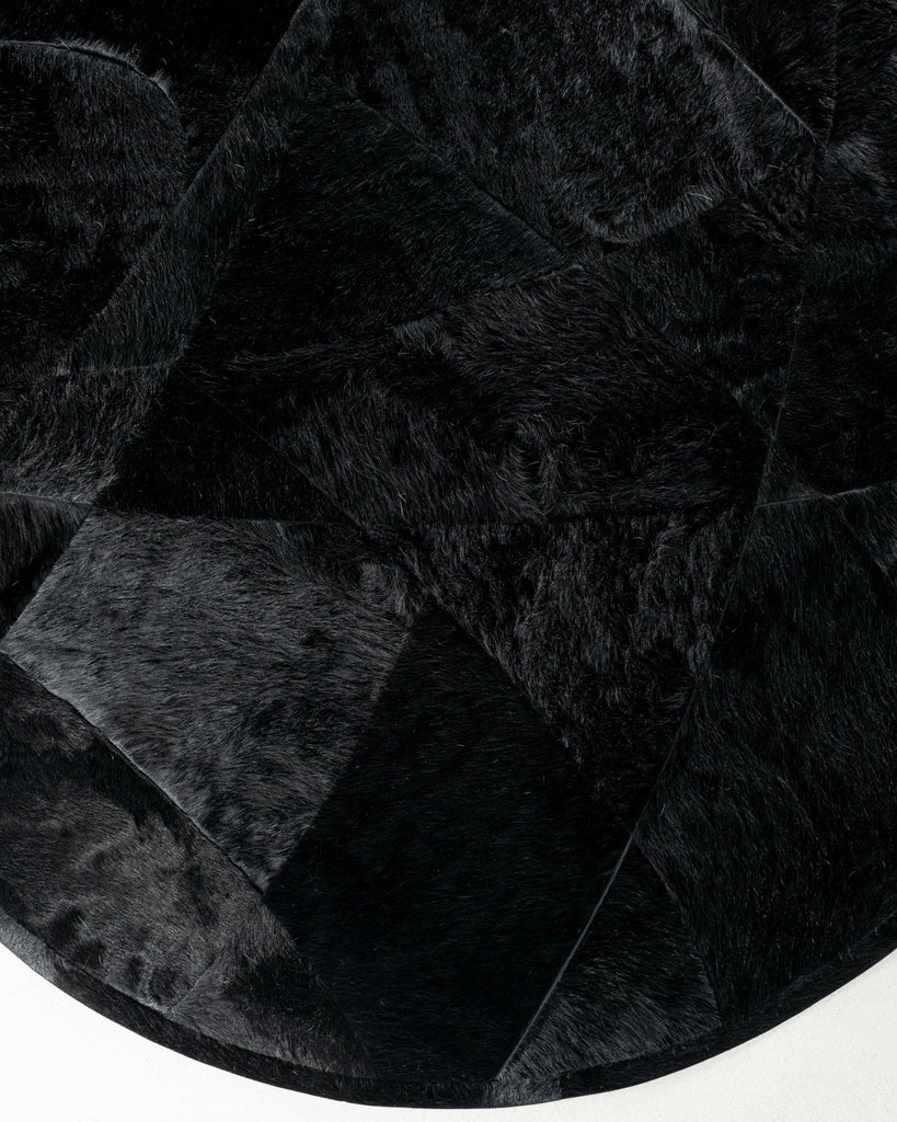 Luna / Hide Rug / 19028