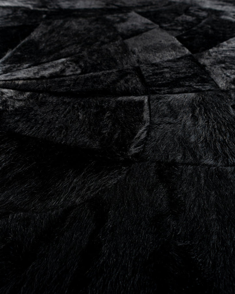 Luna / Hide Rug / 19028
