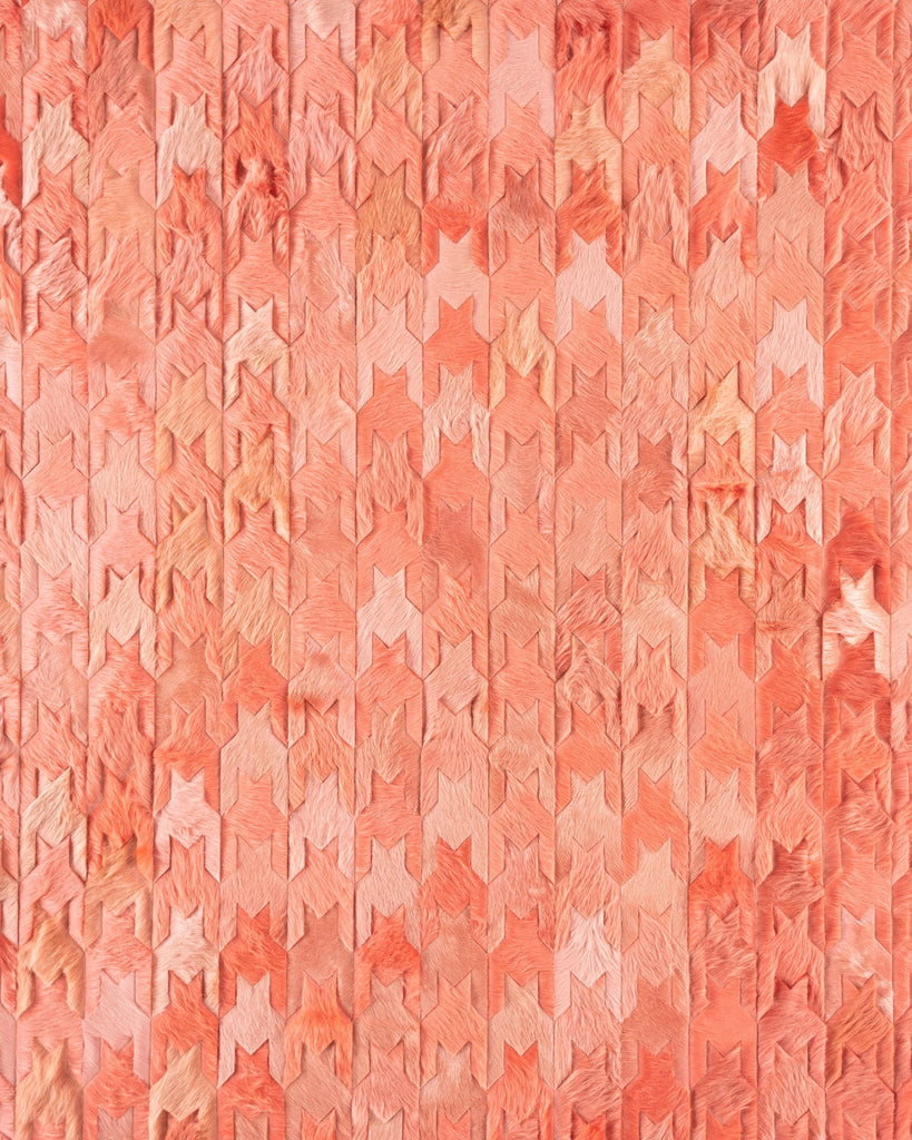 Black Dog / Hide Rug / 19385
