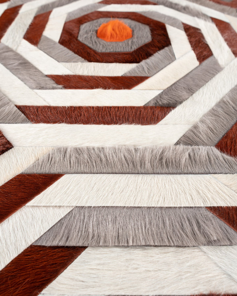 Whirlwind / Hide Rug / 19190