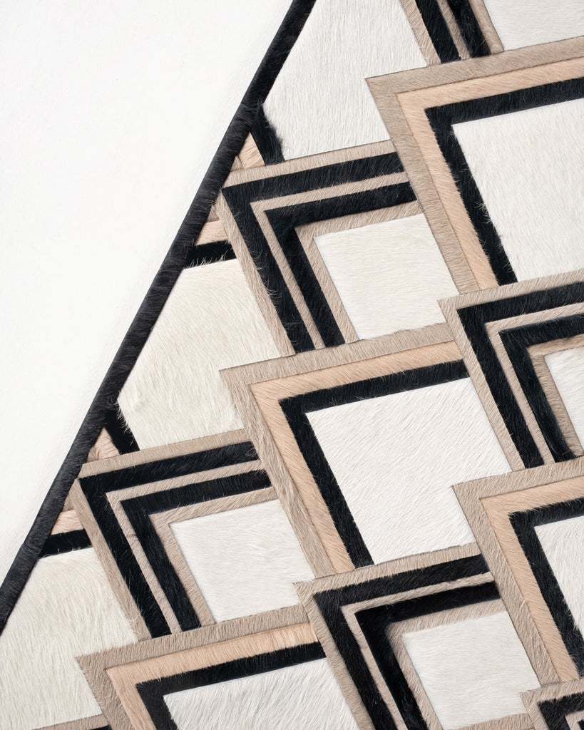 Caravan / Hide Rug / 18704