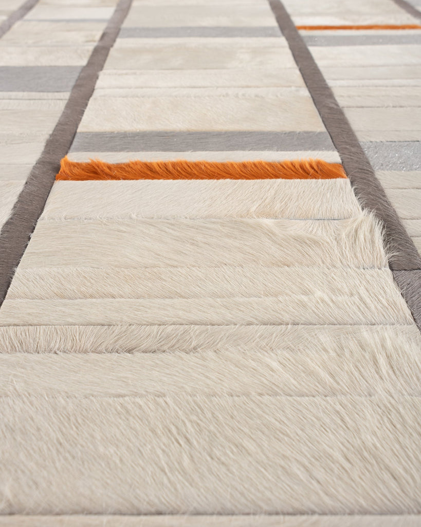 Four Seasons / Hide Rug / 19249