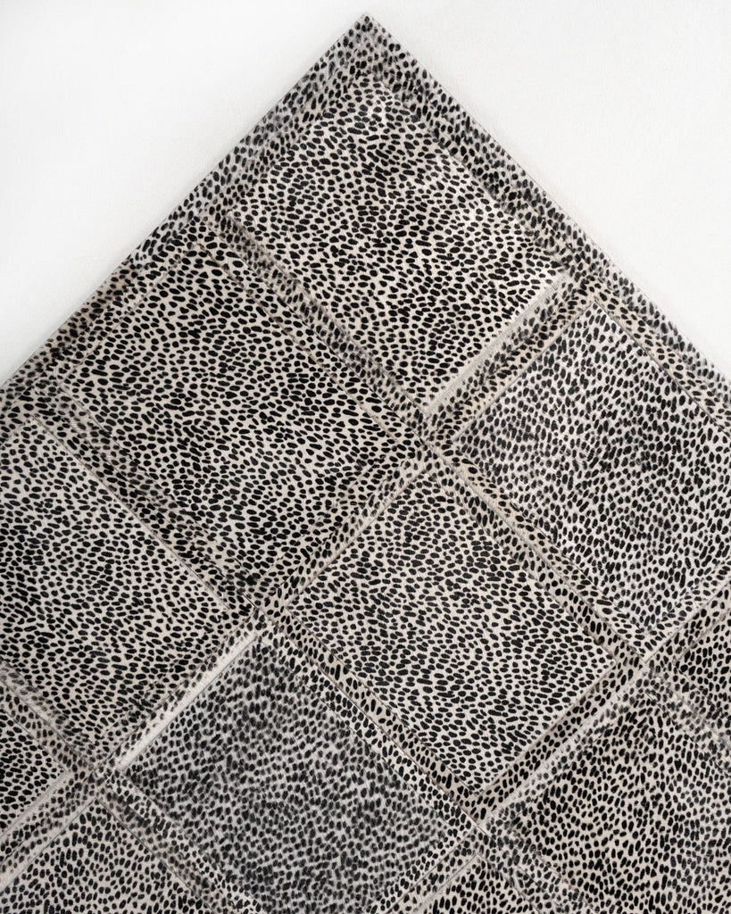 Promenade / Hide Rug / 18854