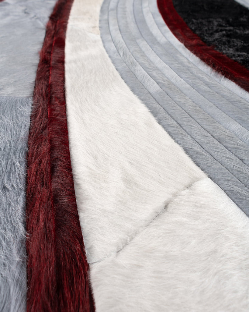 Swell / Hide Rug / 19327