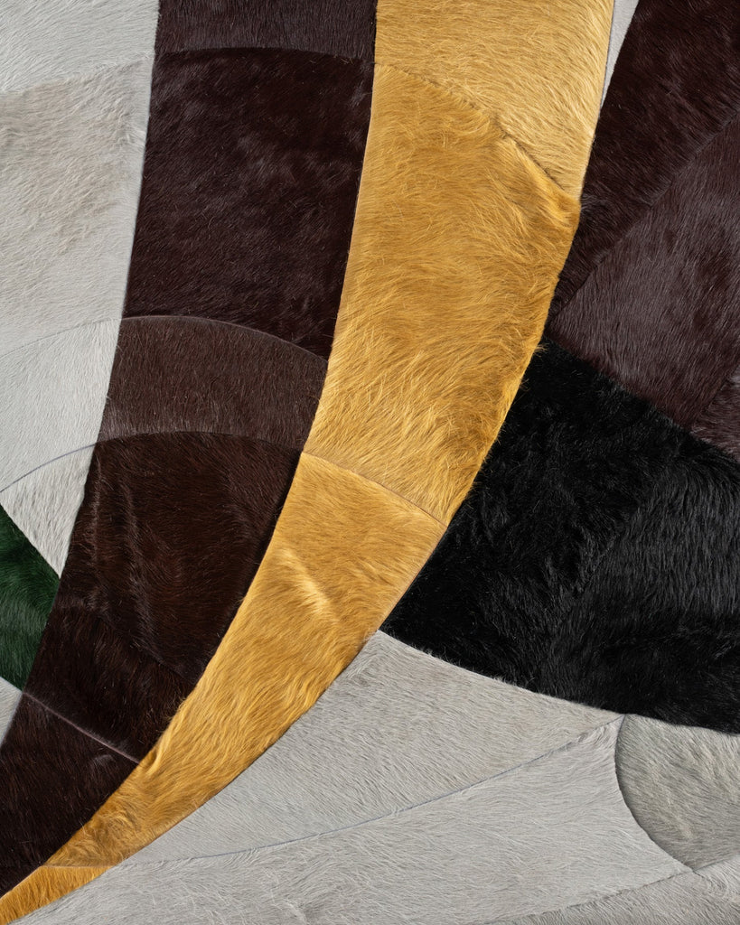 Luna / Hide Rug / 19261