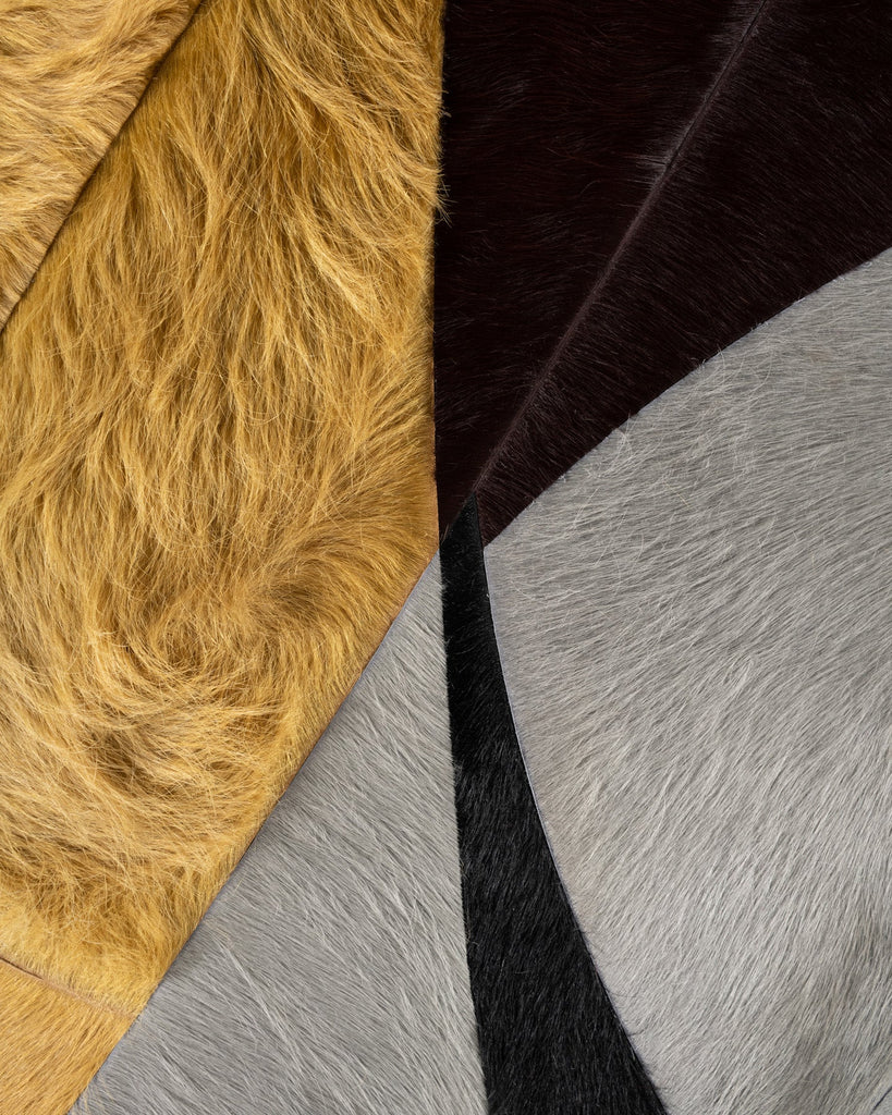 Luna / Hide Rug / 19261