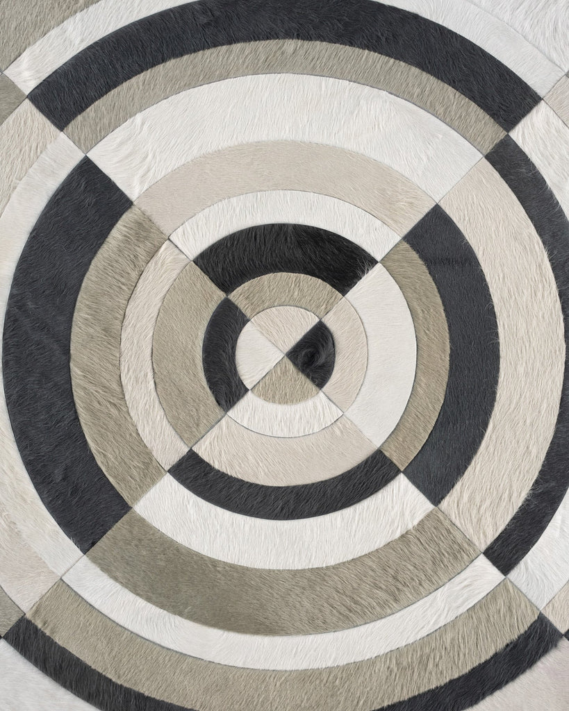 Faceta / Hide Rug / 20001