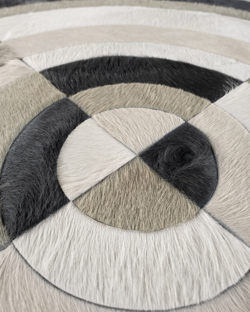 Faceta / Hide Rug / 20001