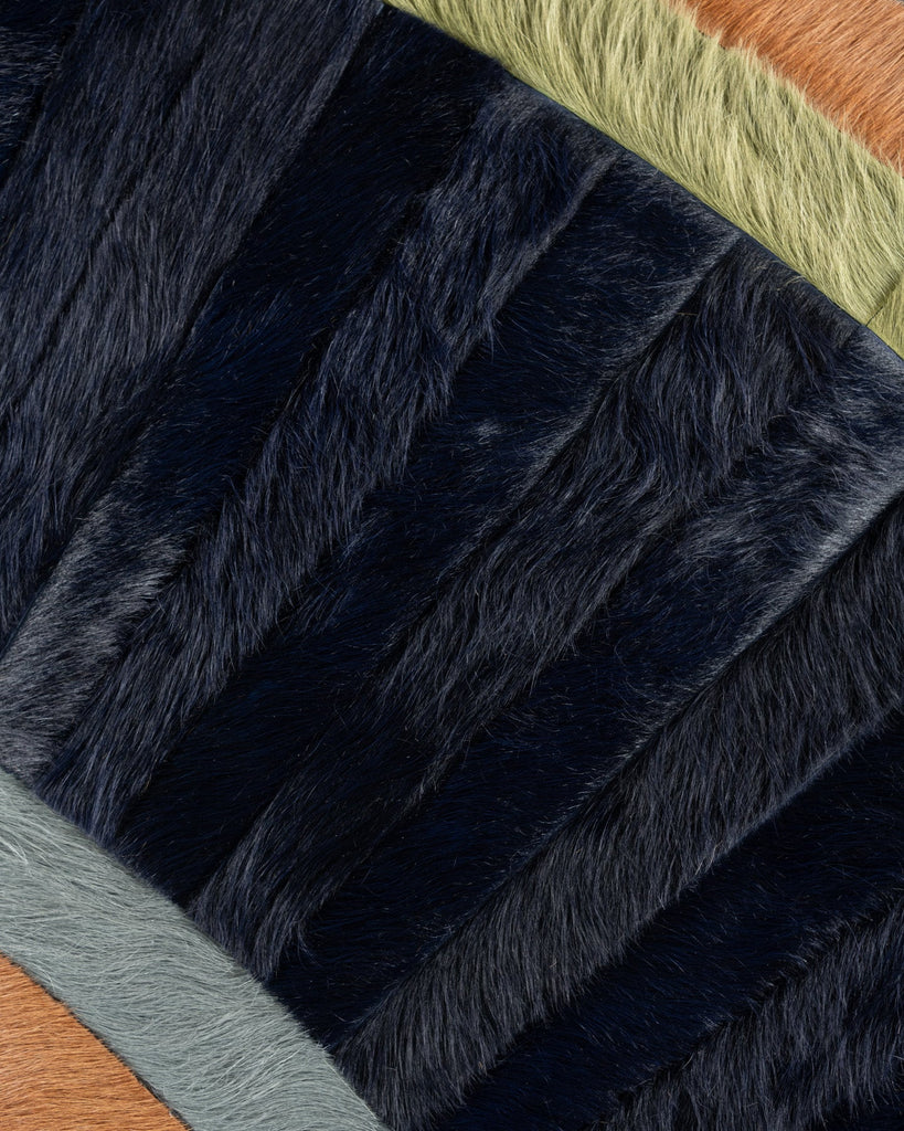 Atlas / Hide Rug / 19616