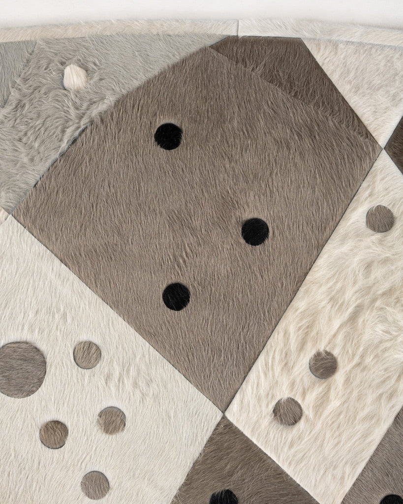 Rise / Hide Rug / 19654