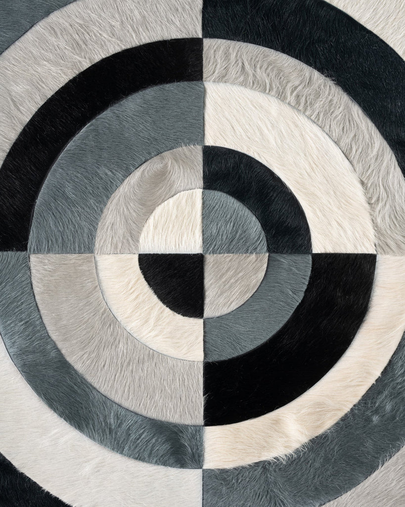 Faceta / Hide Rug / 19886