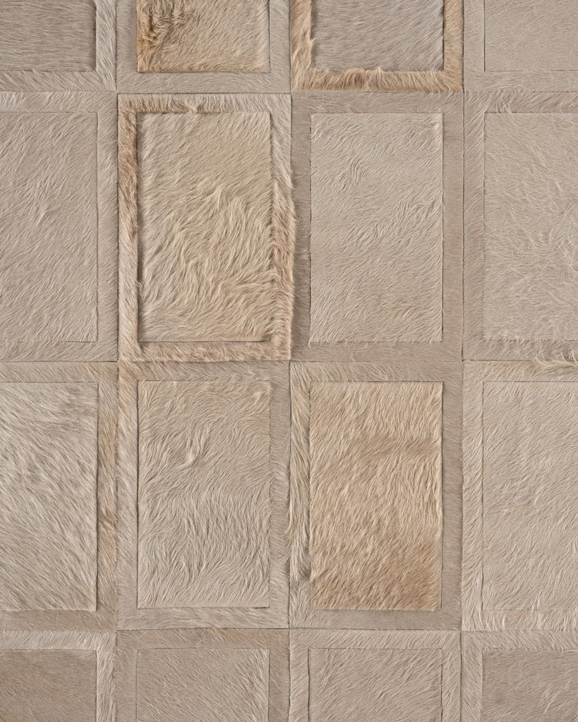 Promenade / Hide Rug / 19635
