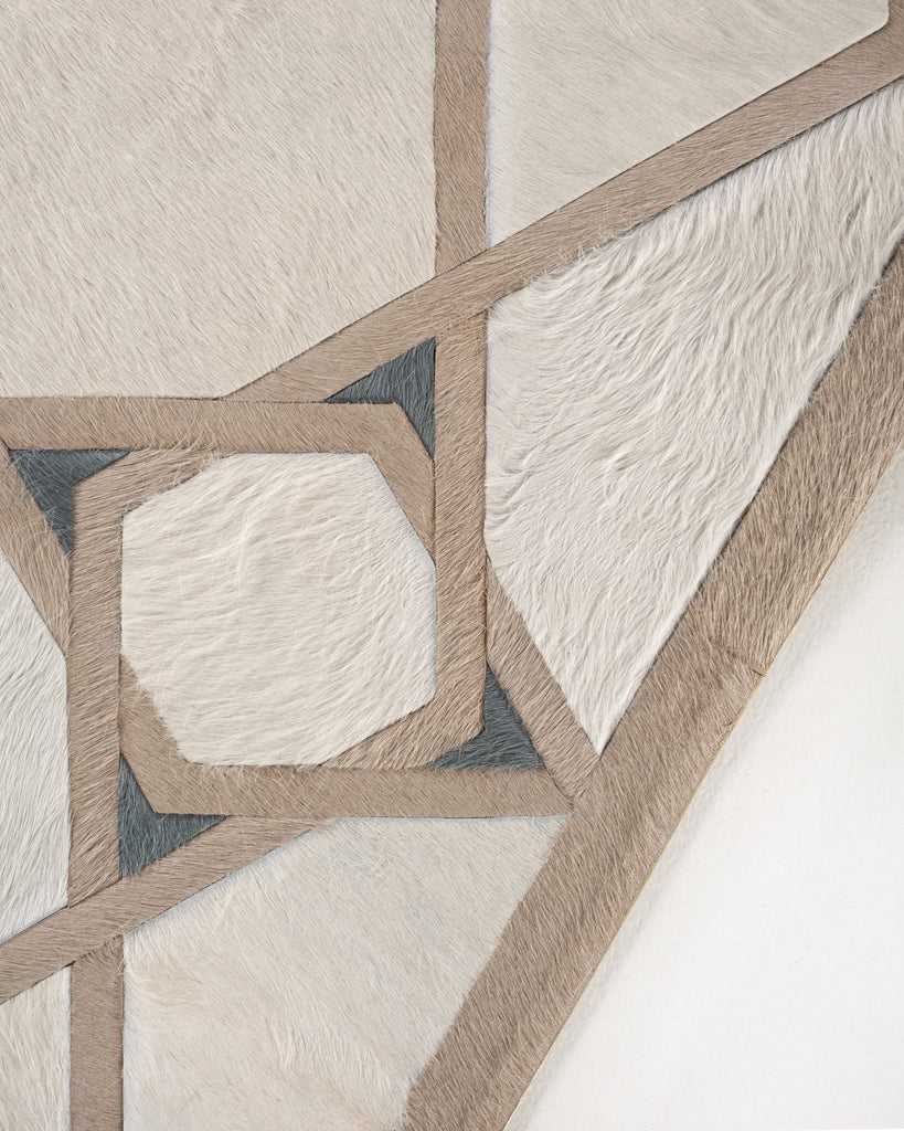 Guinevere / Hide Rug / 20362
