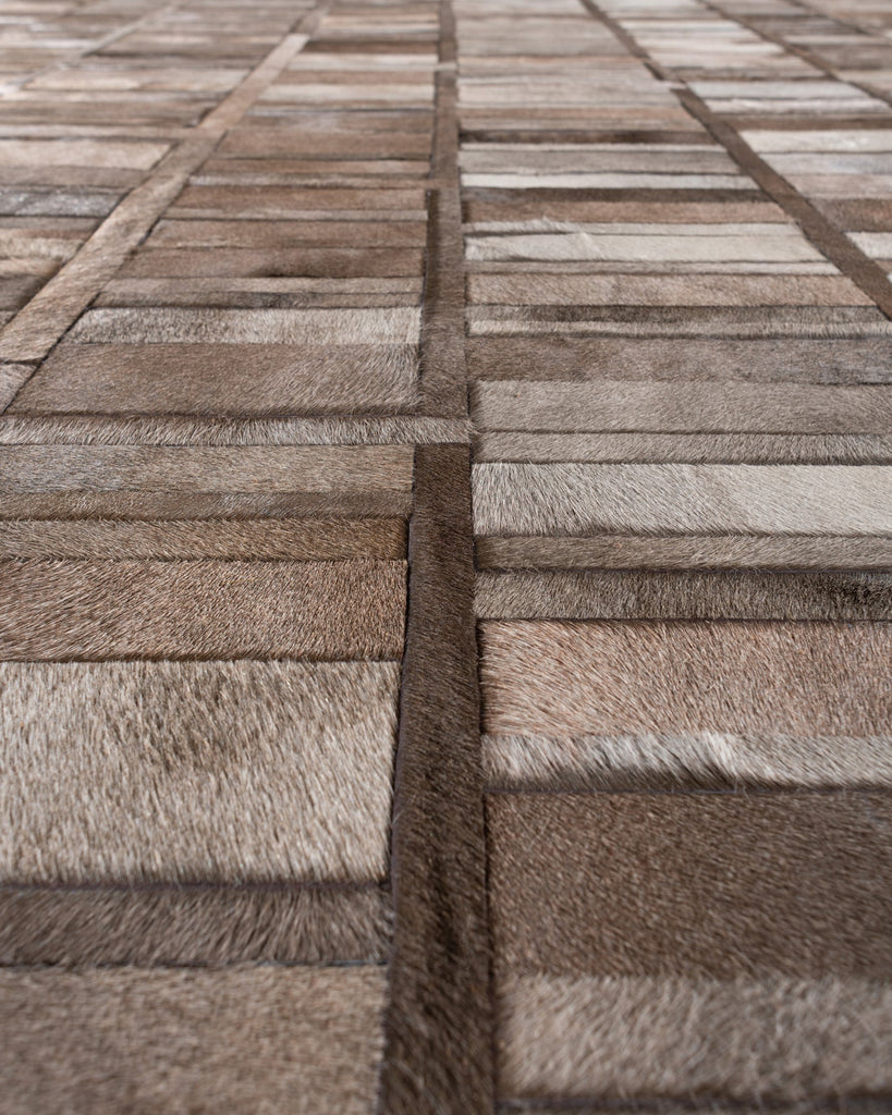 Four Seasons / Hide Rug / 18056