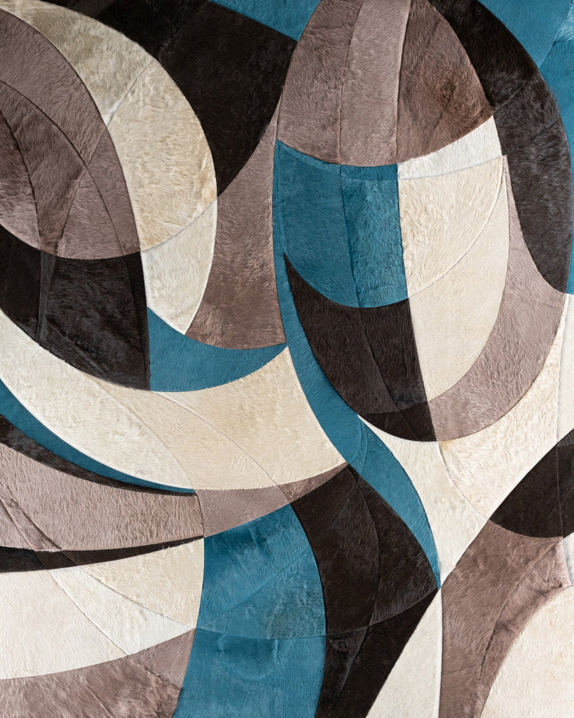 Luna / Hide Rug / 17878