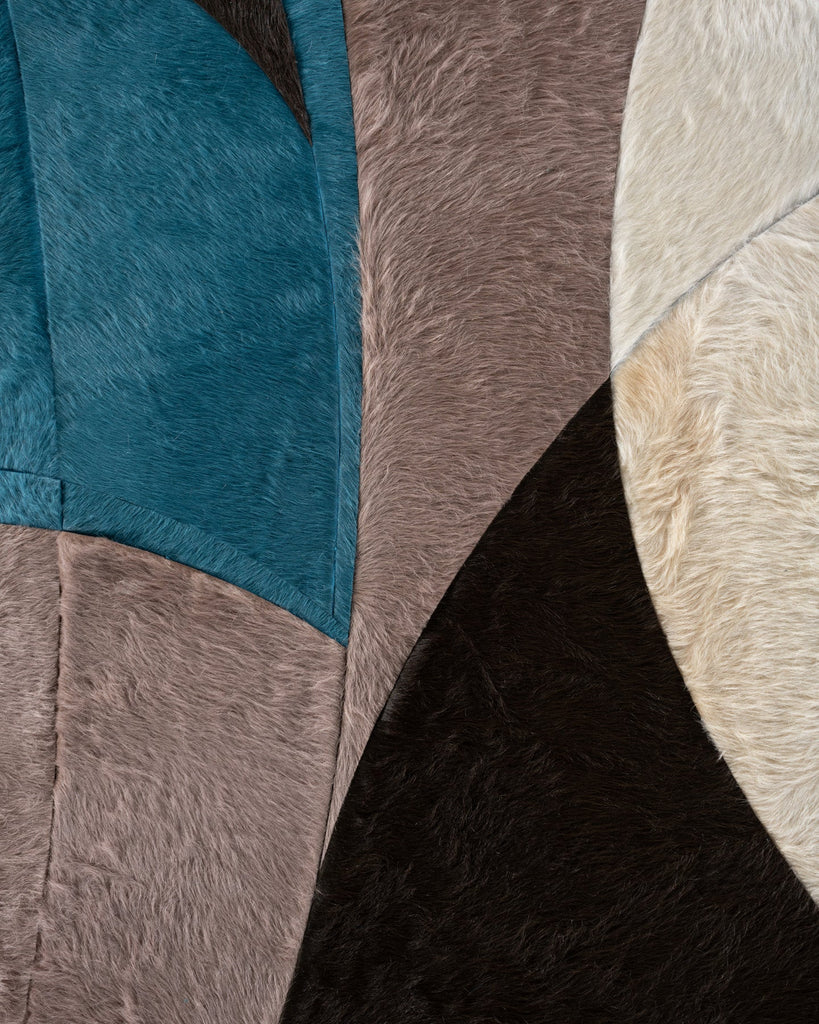 Luna / Hide Rug / 17878