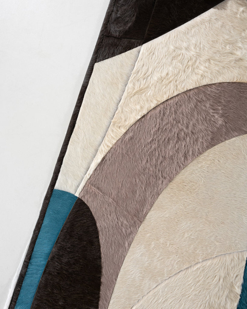 Luna / Hide Rug / 17878