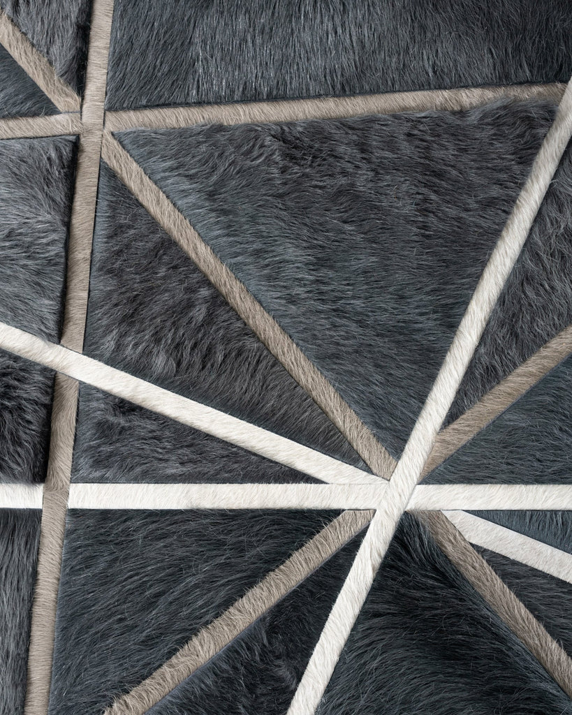 Runway / Hide Rug / 12355