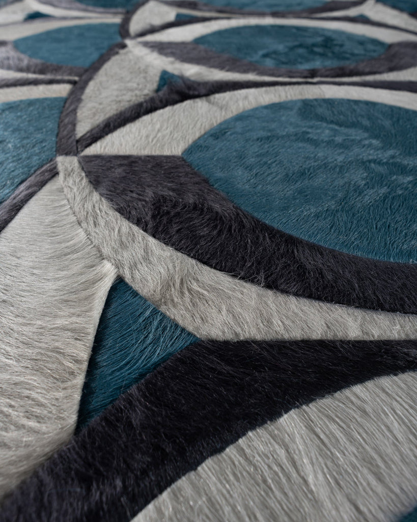 Eclipse / Hide Rug / 17491