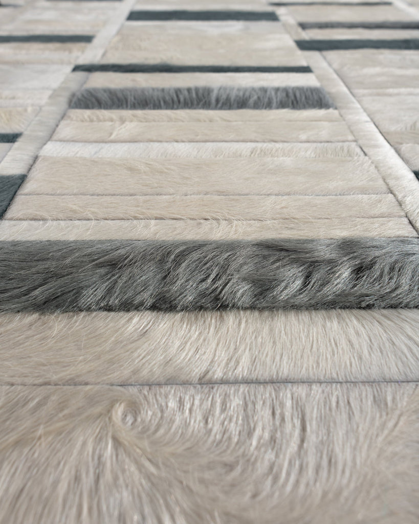 Four Seasons / Hide Rug / 17995