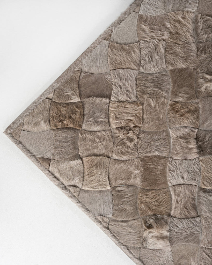 Mot / Hide Rug / 17453