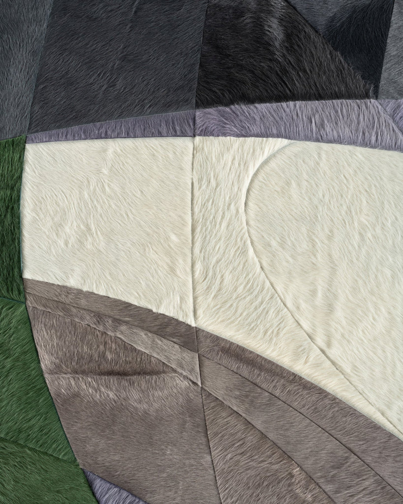 Luna / Hide Rug / 19094