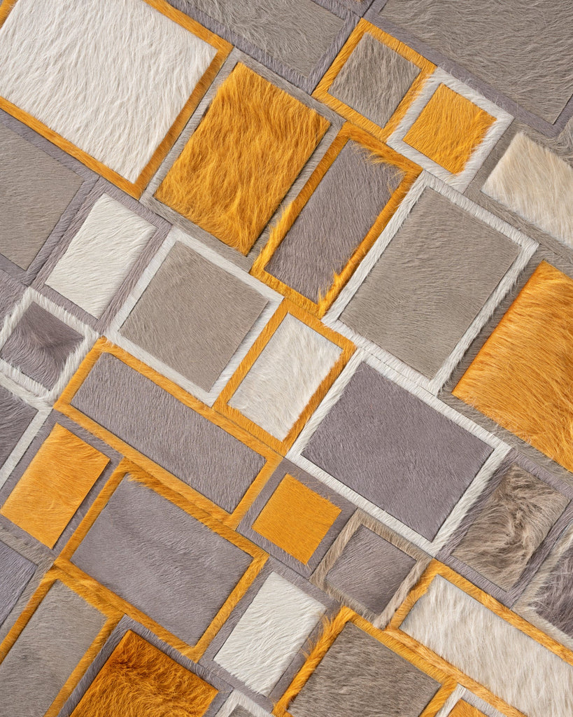 Confusion / Hide Rug / 19065