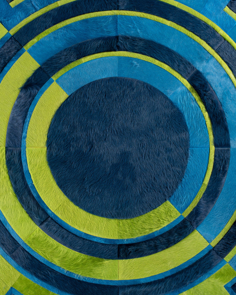 Moderne / Hide Rug / 18456