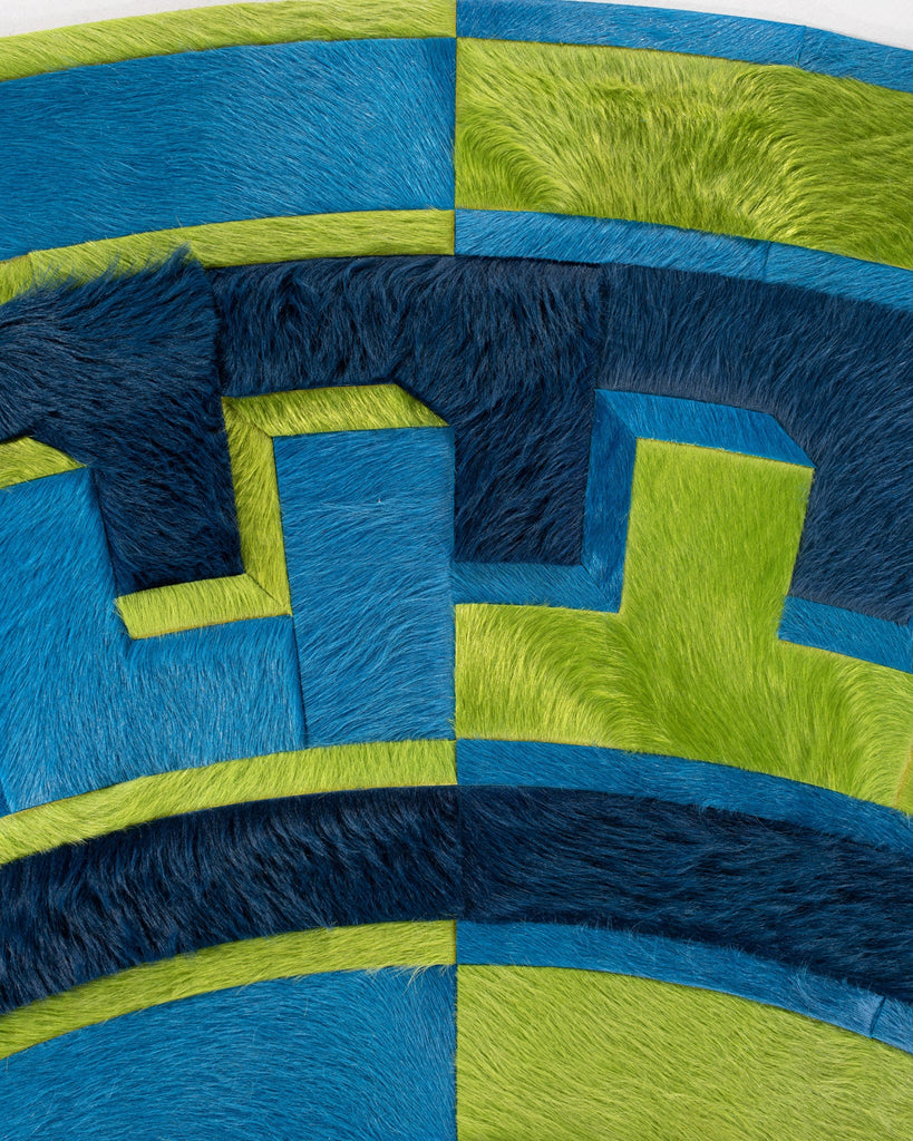 Moderne / Hide Rug / 18456