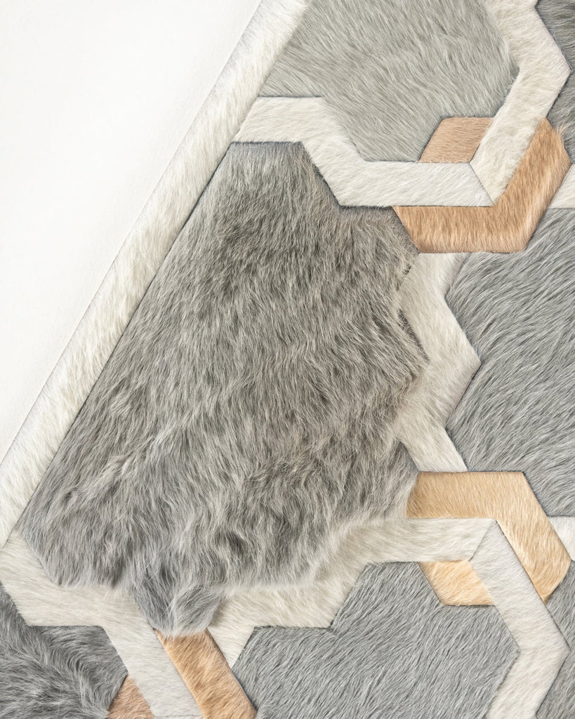 Lucy / Hide Rug / 21070