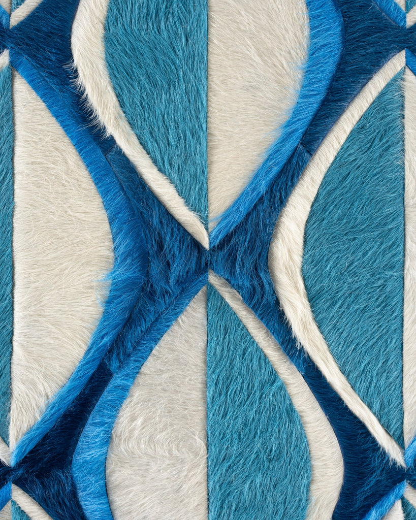 Flaunt / Hide Rug / 20576