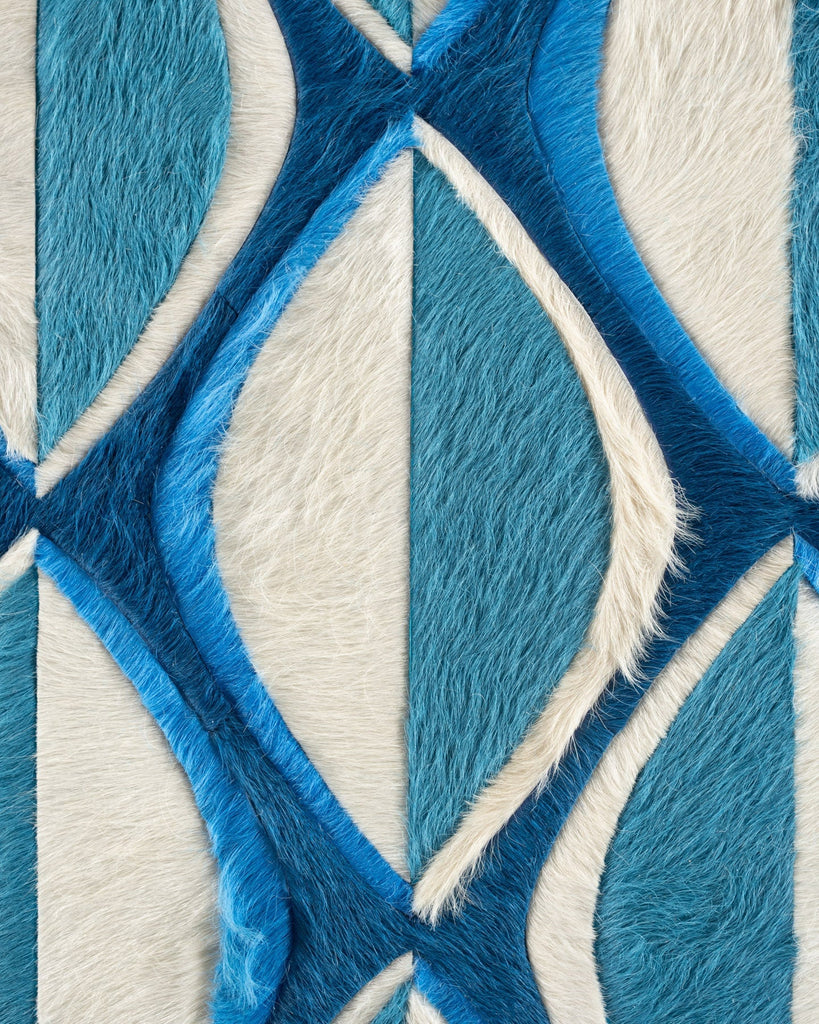 Flaunt / Hide Rug / 20576