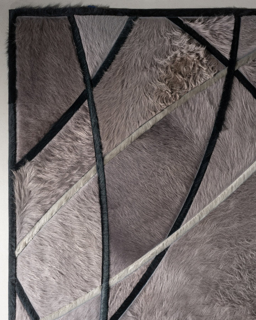 Silhouette / Hide Rug / 16803