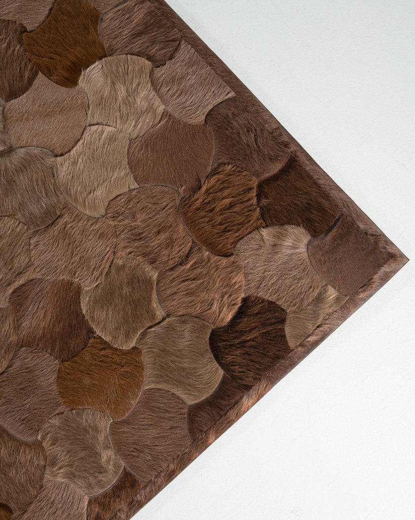 Leigh / Hide Rug / 17397