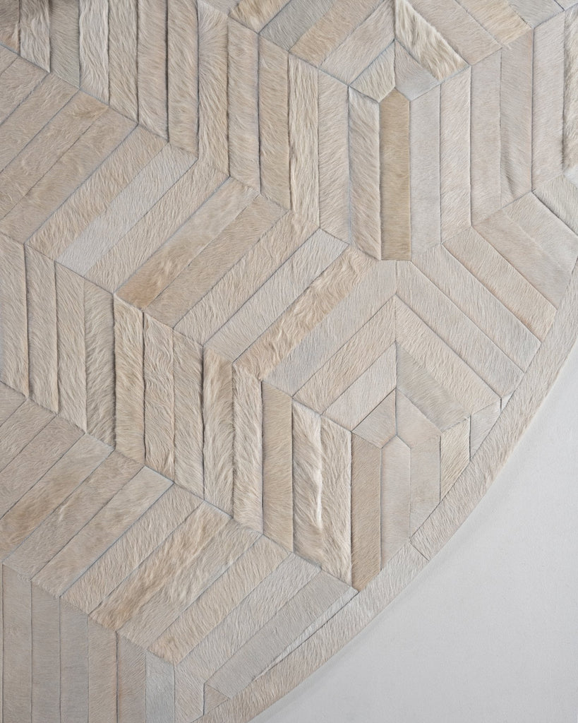 Repetition / Hide Rug / 15557