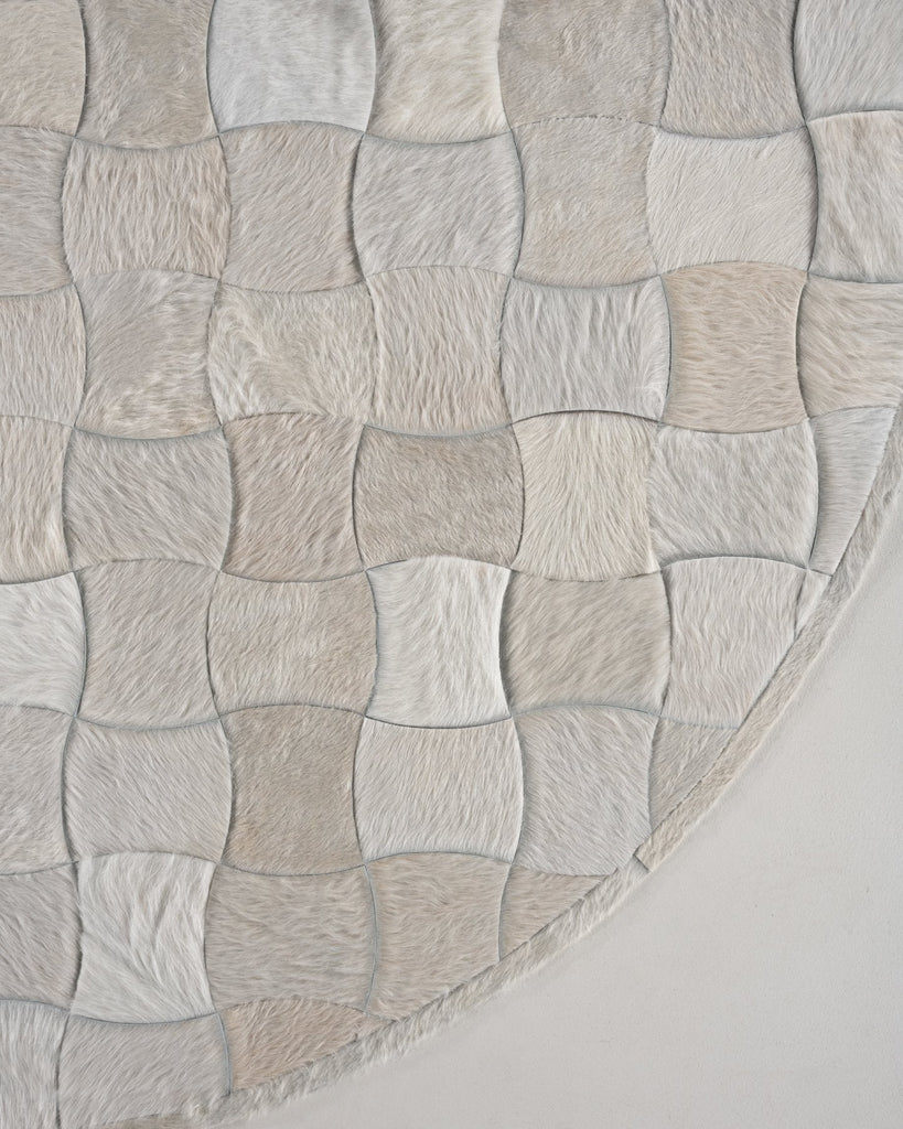 Mot / Hide Rug / 17334